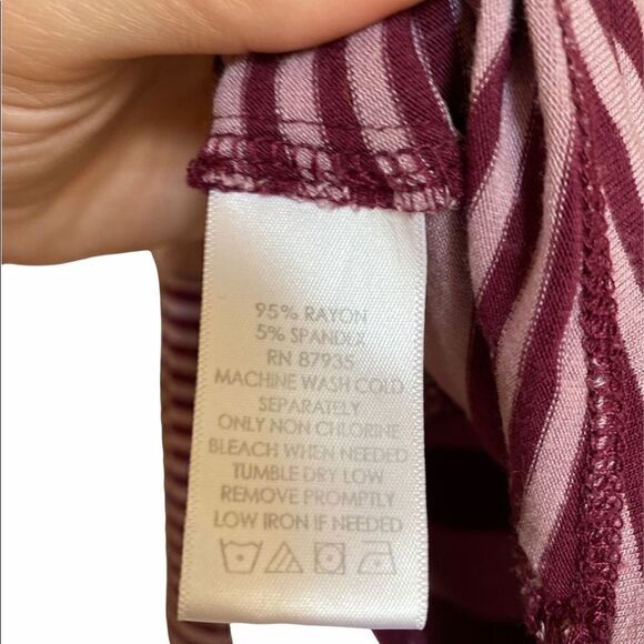 LOGO By Lori Goldstein Tunic Top Purple Striped M - Picture 4 of 5